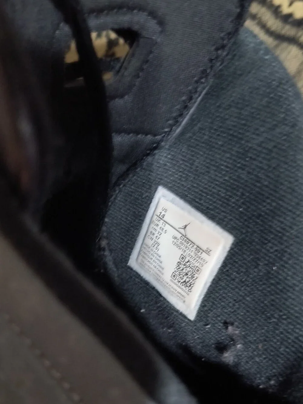 Jordan Grey and Black Sneakers C-14072-001